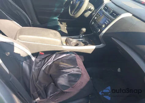 2015 Nissan Altima 2.5 from USA, damaged, VIN 1N4AL3AP4FN343761